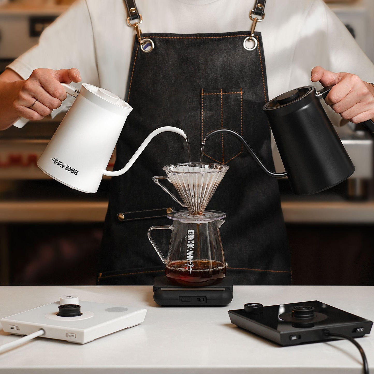 MHW-3BOMBER ASSASSIN GOOSENECK ELECTRIC KETTLE - BLACK