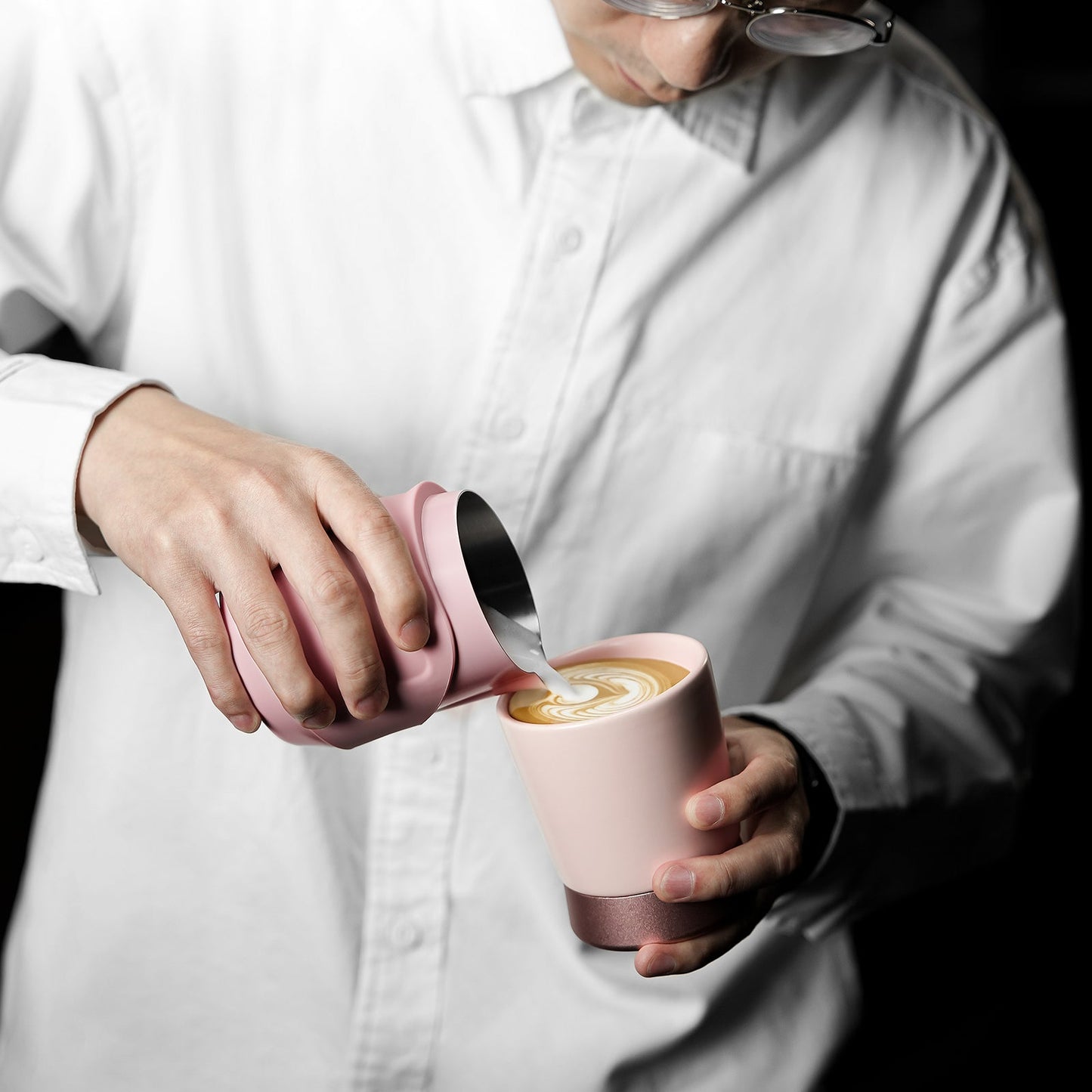 MHW-3BOMBER GT MILK PITCHER HANDLE-LESS