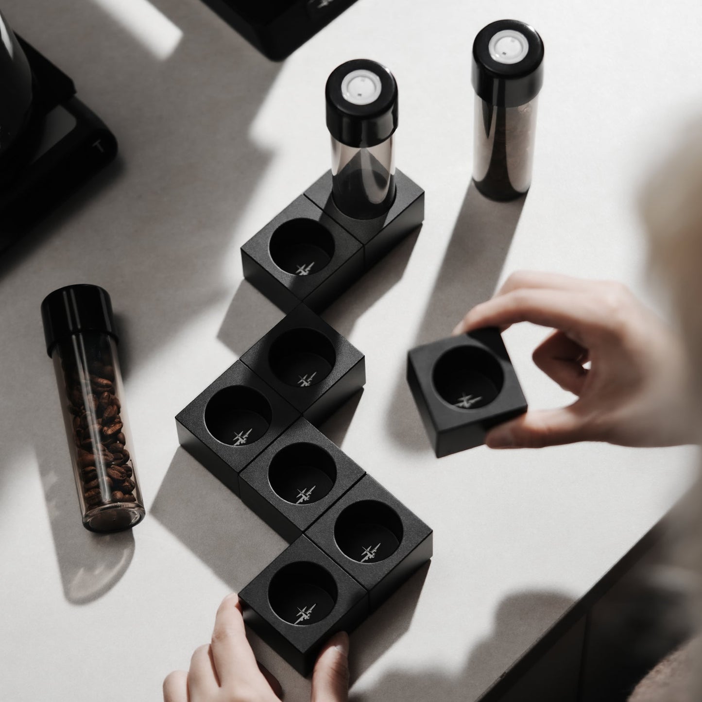 MHW-3BOMBER ENERGY BOTTLE STORAGE TUBE