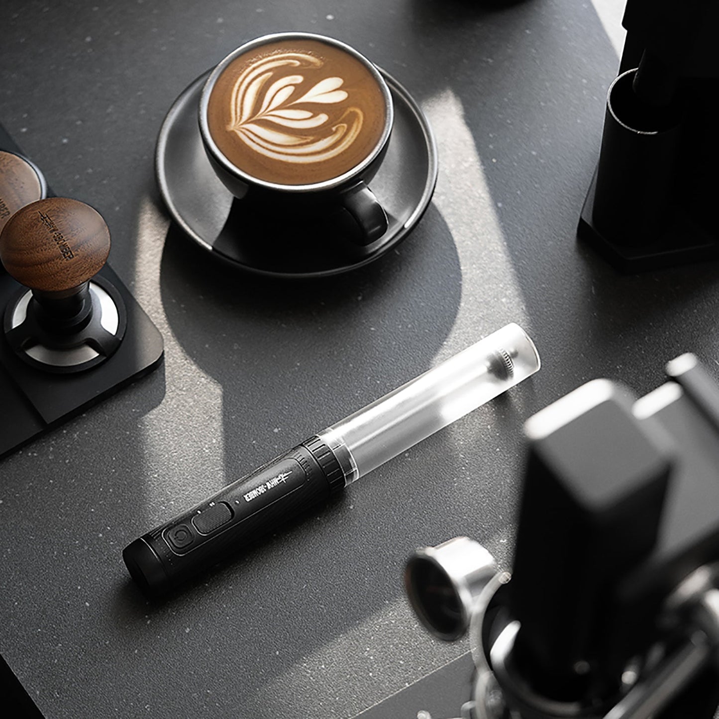 MHW-3BOMBER MAGICIAN HANDHELD MILK FROTHER