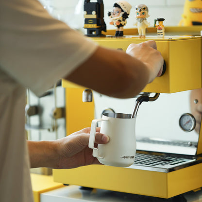 MHW-3BOMBER TURBO MILK PITCHER OFF WHITE