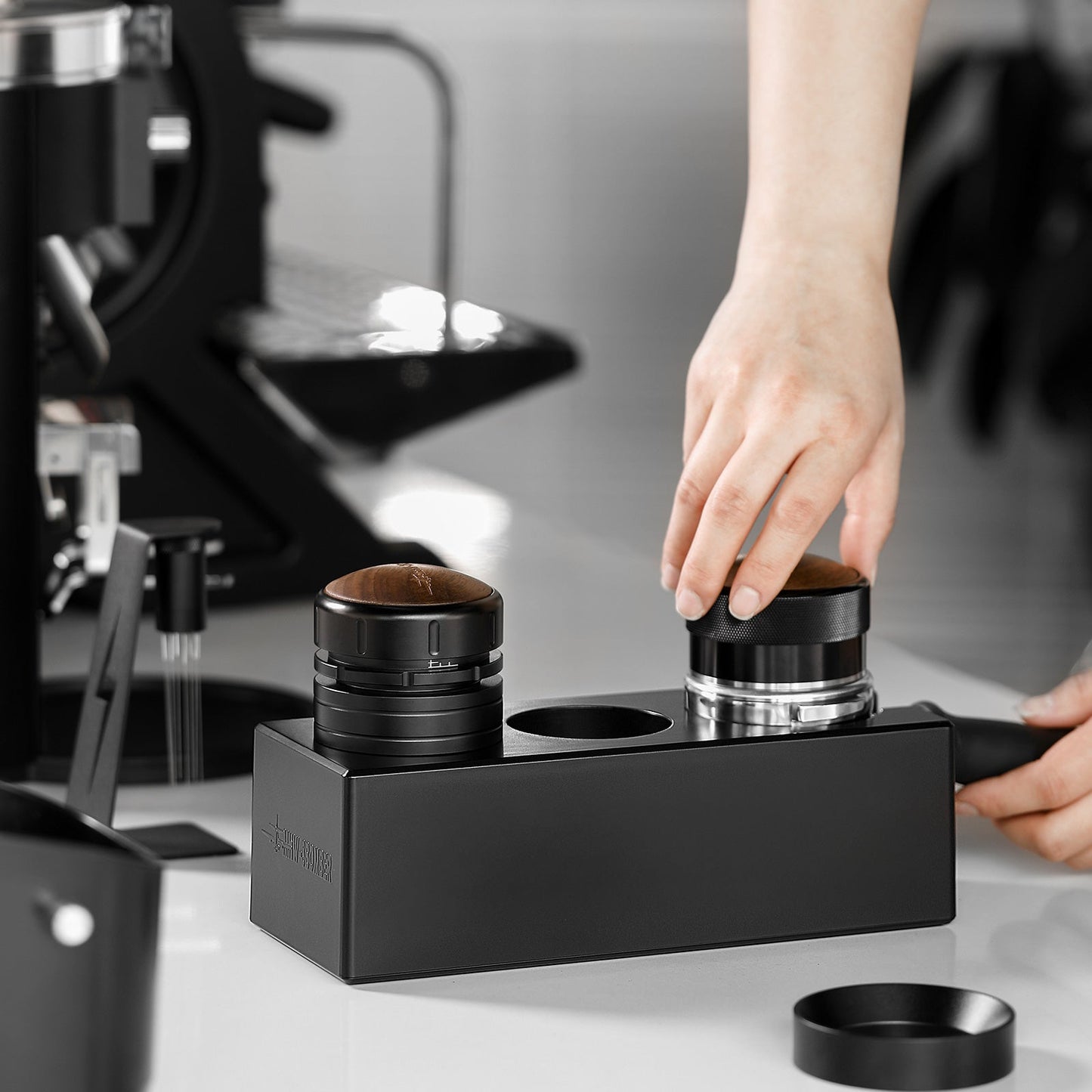 MHW-3BOMBER ABS PORTAFILTER HOLDER TAMPER STATION