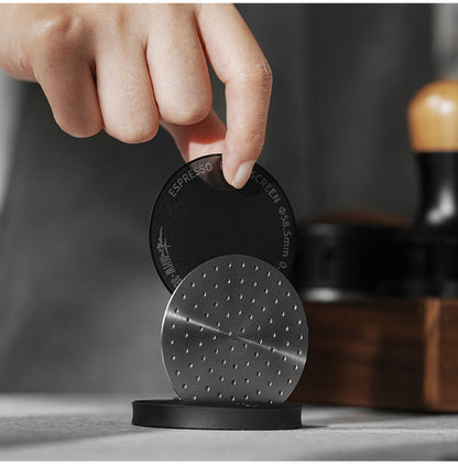 MHW-3BOMBER ESPRESSO PUCK SCREEN TITANIUM PLATED BLACK - 58.5MM