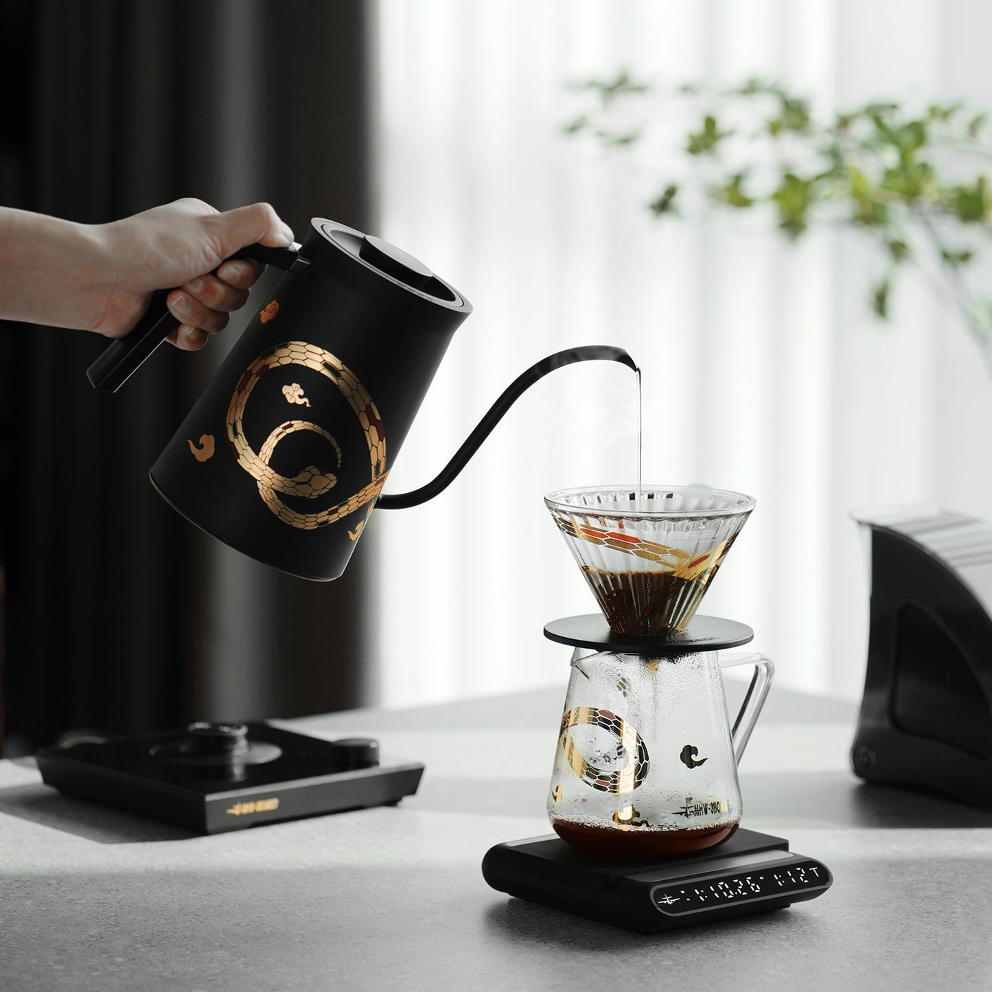 MHW-3BOMBER ELF COFFEE SERVER - SERPENT COLLECTION