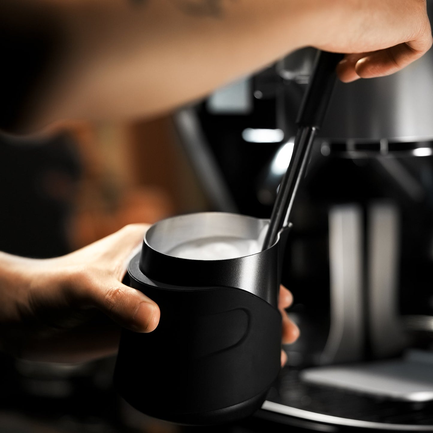 MHW-3BOMBER GT MILK PITCHER HANDLE-LESS